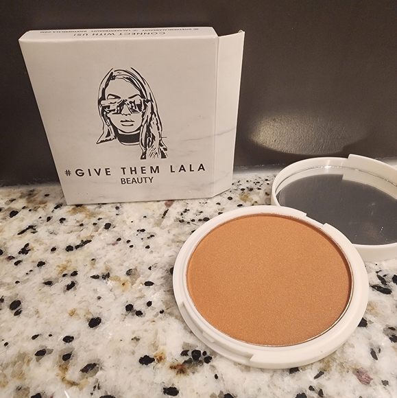 Give Me Lala Ibiza Bronzer - Picture 1 of 2